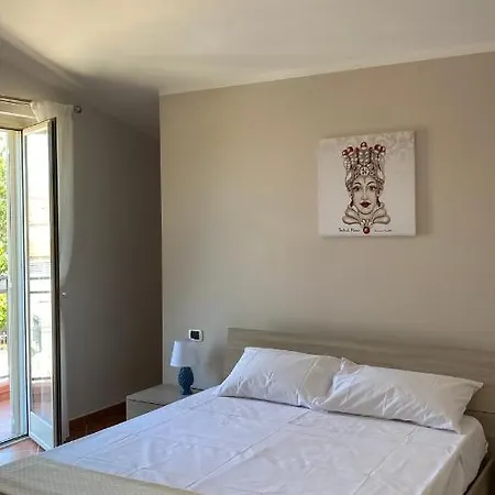House 度假居 *